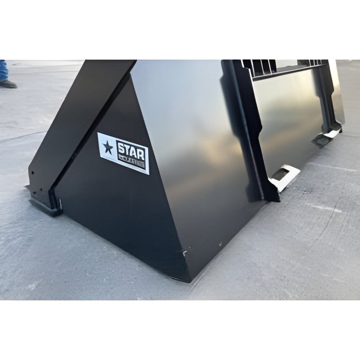Star Industries Extreme Duty Skid-Steer Buckets